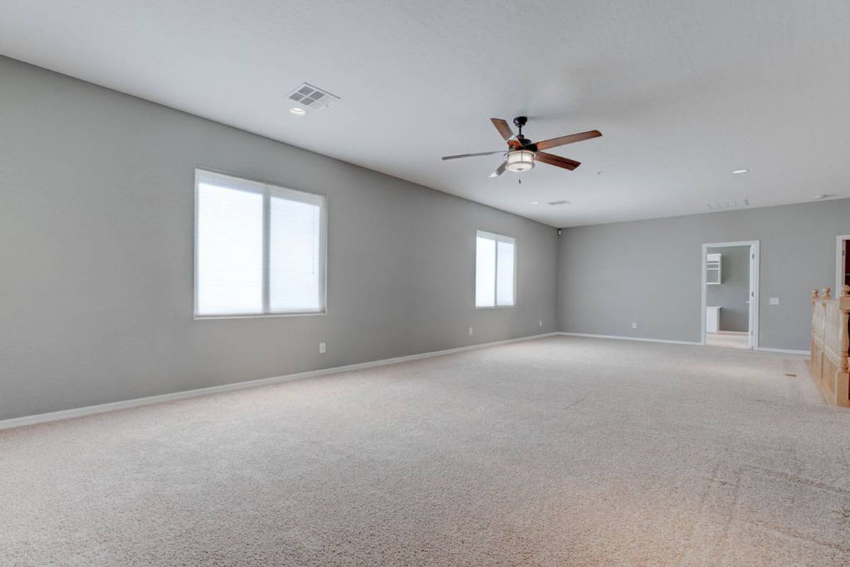 House for rent at 2589 Chateau Clermont St, Henderson, NV 89044