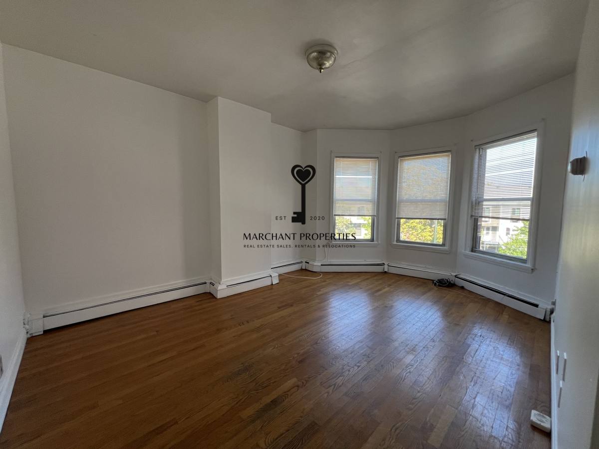 Apartment for rent at 848 Huntington Ave #3, Boston, MA 02115