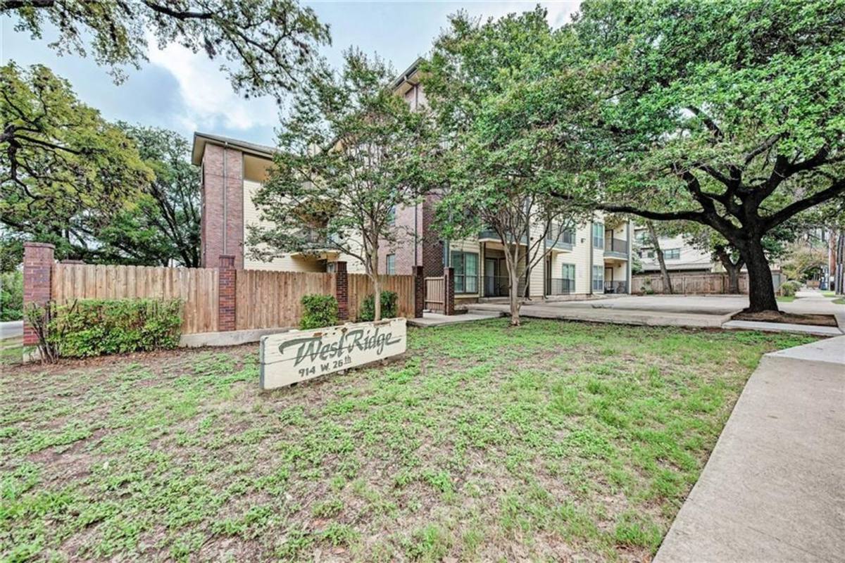 Condo for rent at 914 W 26th St, Austin, TX 78705