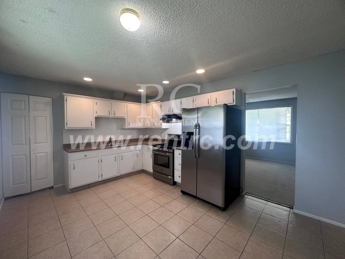 House for rent at 917 Timberline, Danville, IL 61832