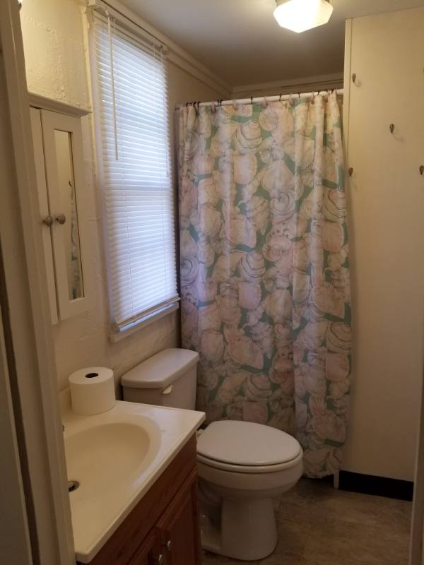 Apartment for rent at 1302 1 2 Evans St, Morehead City, NC 28557