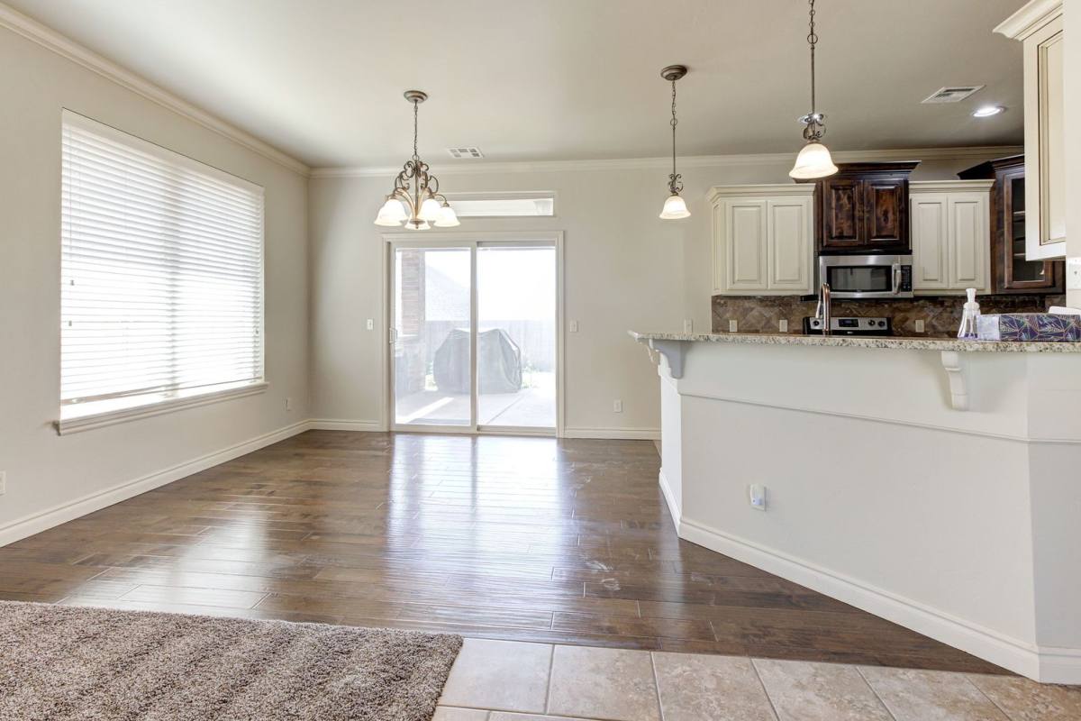 House for rent at 9016 NW 75th St, Yukon, OK 73099