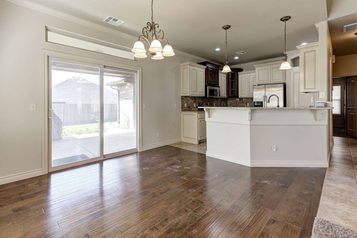 House for rent at 9016 NW 75th St, Yukon, OK 73099