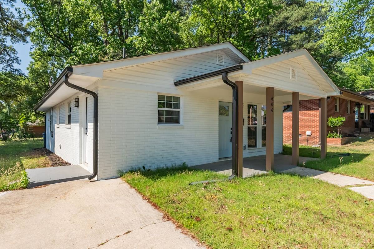 House for rent at 606 Cecil St, Durham, NC 27707