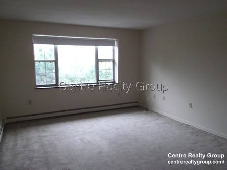 Apartment for rent at 145 Lexington St #12, Auburndale, MA 02466