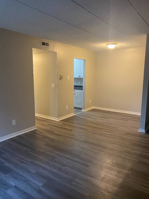 Apartment for rent at 2905 Queen City Ave #1, Cincinnati, OH 45238