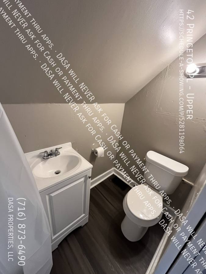 Apartment for rent at 42 Princeton Place, Buffalo, NY 14210