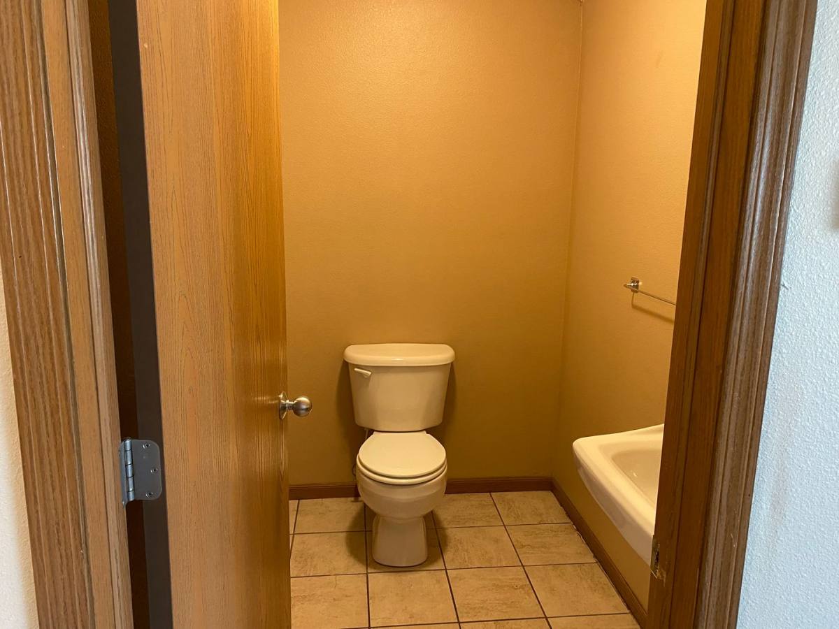 Apartment for rent at 508 10th Ave SE, Valley City, ND 58072