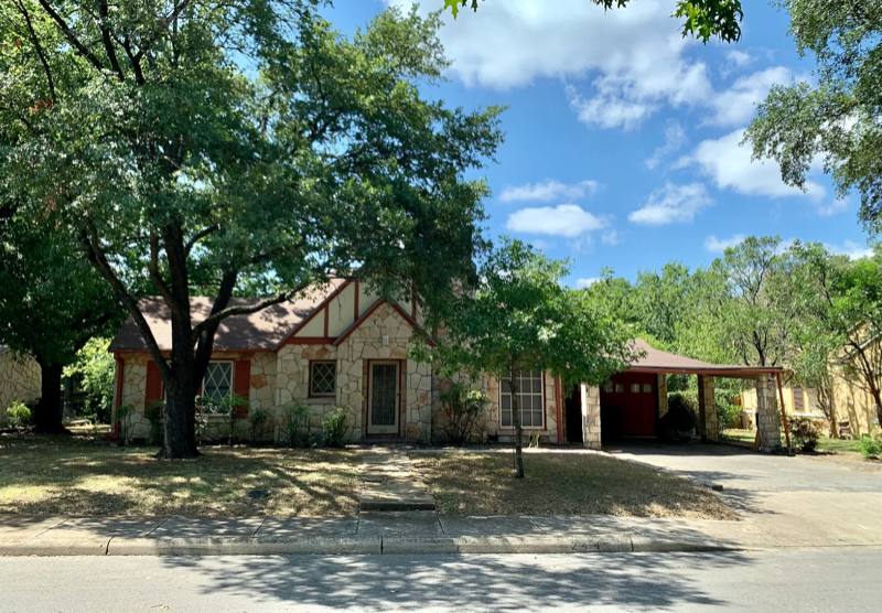 House for rent at 244 W Hermosa, San Antonio, TX 78212