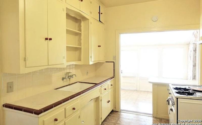 House for rent at 244 W Hermosa, San Antonio, TX 78212