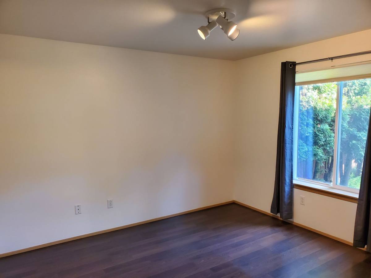 Townhouse for rent at 16526 167th St SE, Monroe, WA 98272