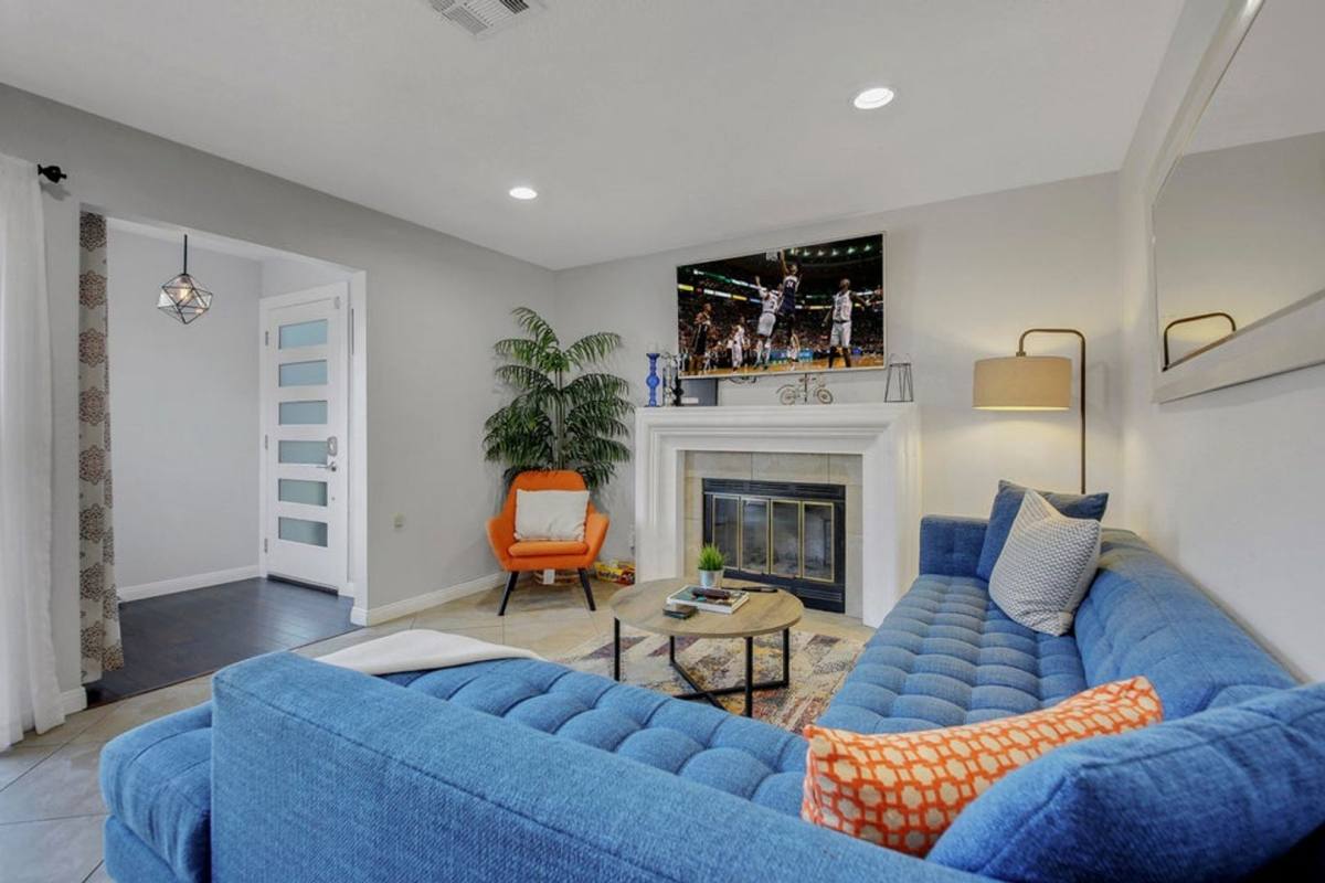 House for rent at 1705 Scotia Lane, Palm Springs, CA 92262