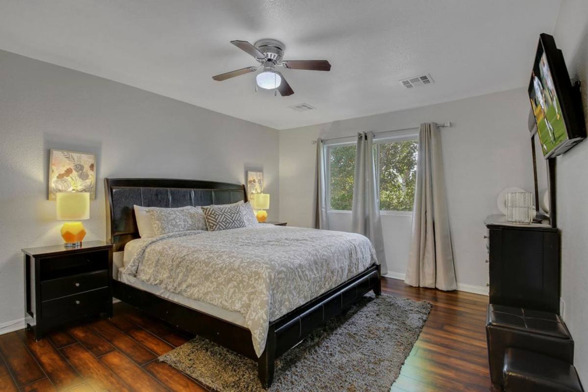 House for rent at 1705 Scotia Lane, Palm Springs, CA 92262