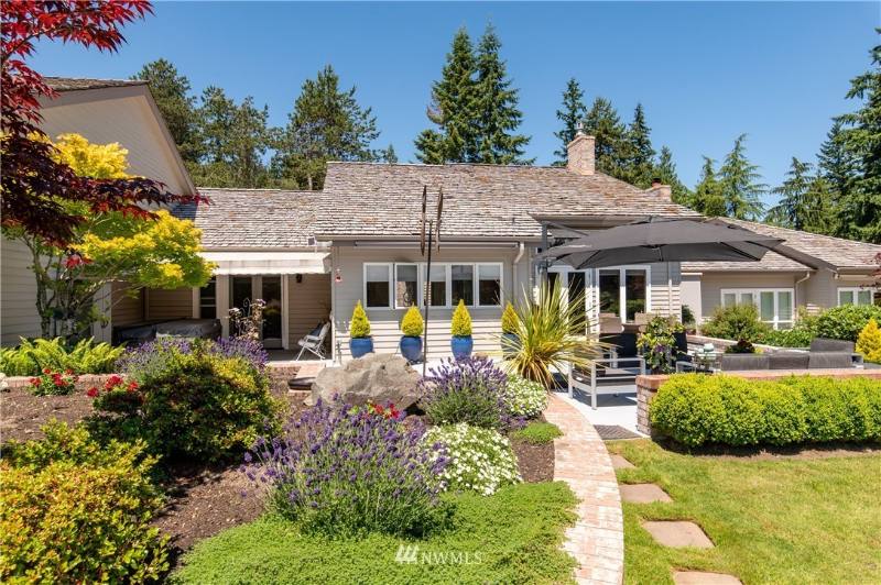 Townhouse for rent at 12707 54th Ave NW, Gig Harbor, WA 98332