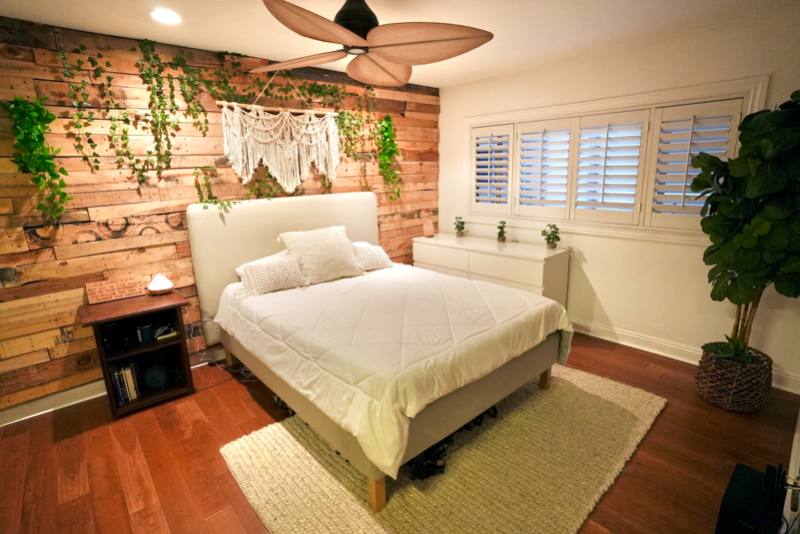 Apartment for rent at 1049 Felspar St #8, San Diego, CA 92109