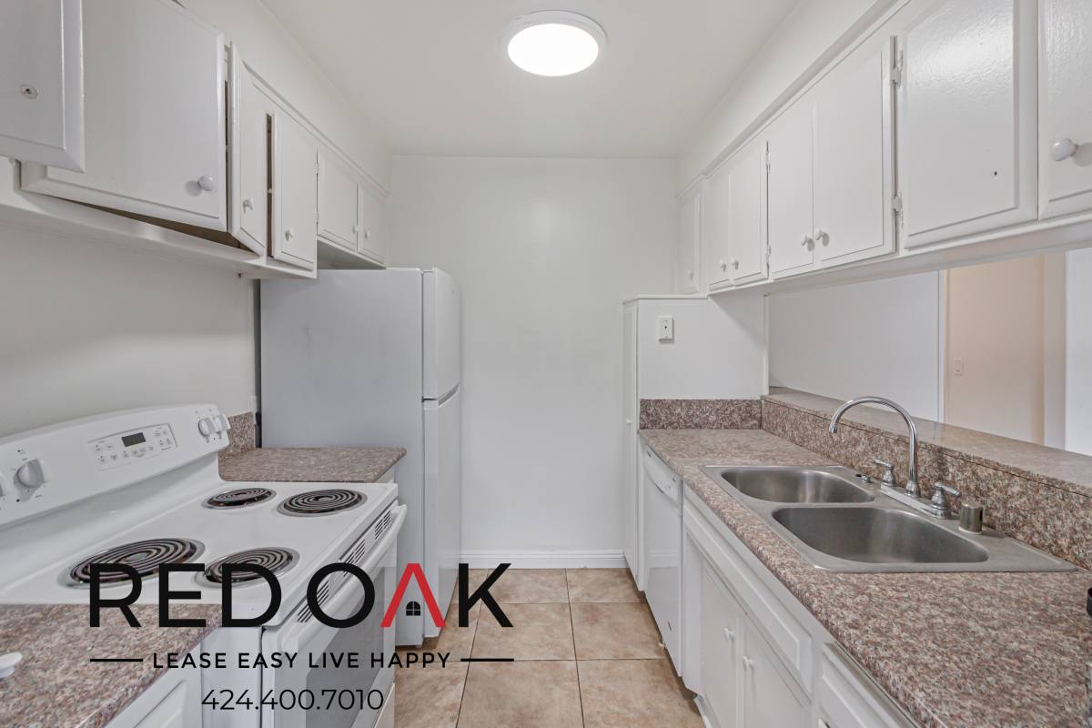 Condo for rent at 10535 Lindley Ave #38, Porter Ranch, CA 91326
