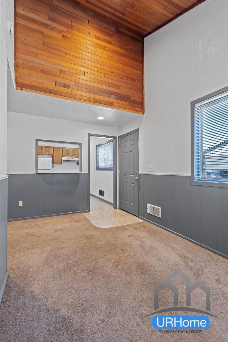 Townhouse for rent at 2333 SE 174th Ave, Portland, OR 97233