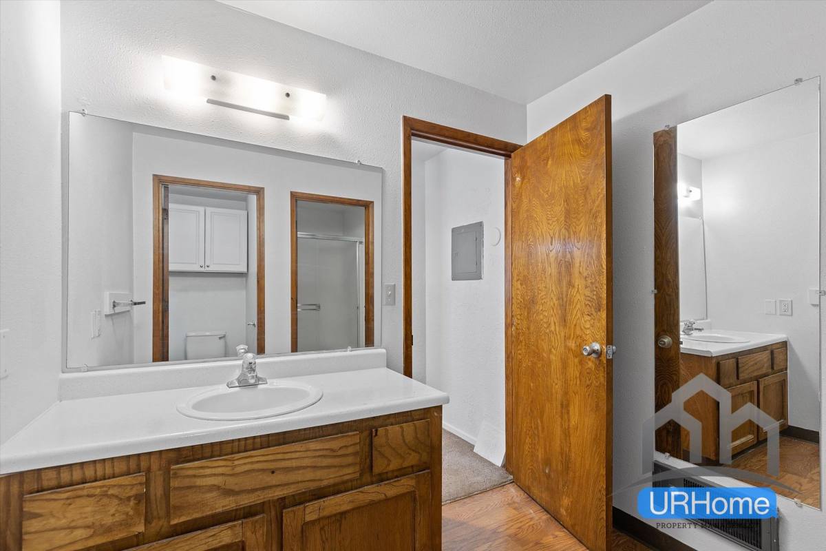 Townhouse for rent at 2333 SE 174th Ave, Portland, OR 97233