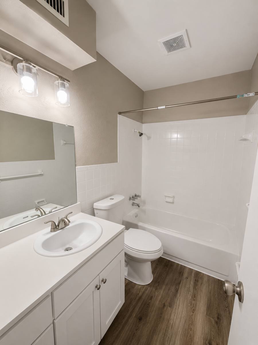 Apartment for rent at 6625 Hulen St, Fort Worth, TX 76133