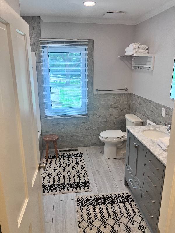 House for rent at 1303 Chipperfield Dr, Stroudsburg, PA 18360