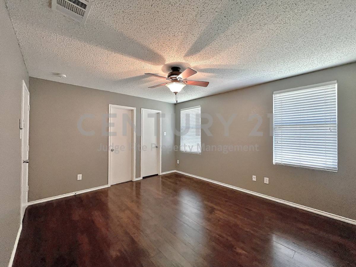 House for rent at 1412 Anna Lea Lane, Burleson, TX 76028