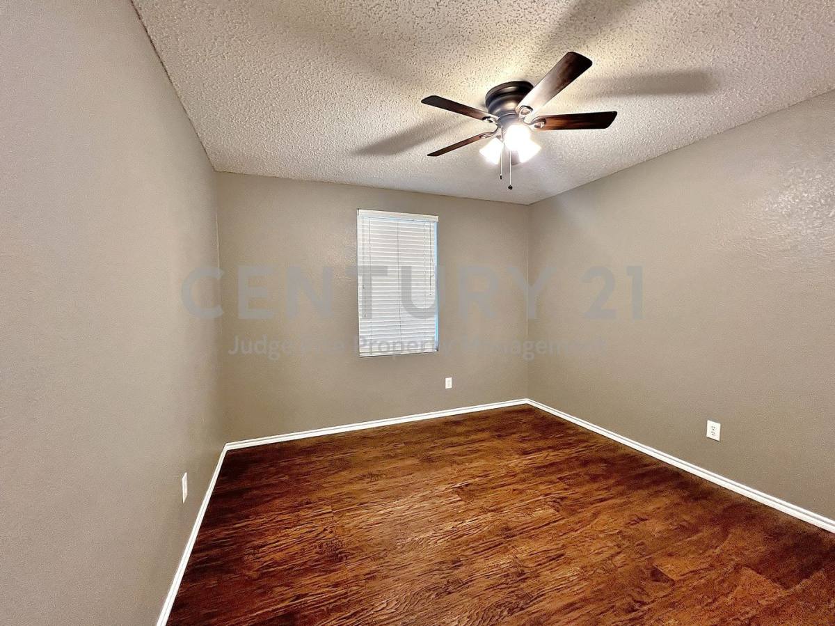 House for rent at 1412 Anna Lea Lane, Burleson, TX 76028