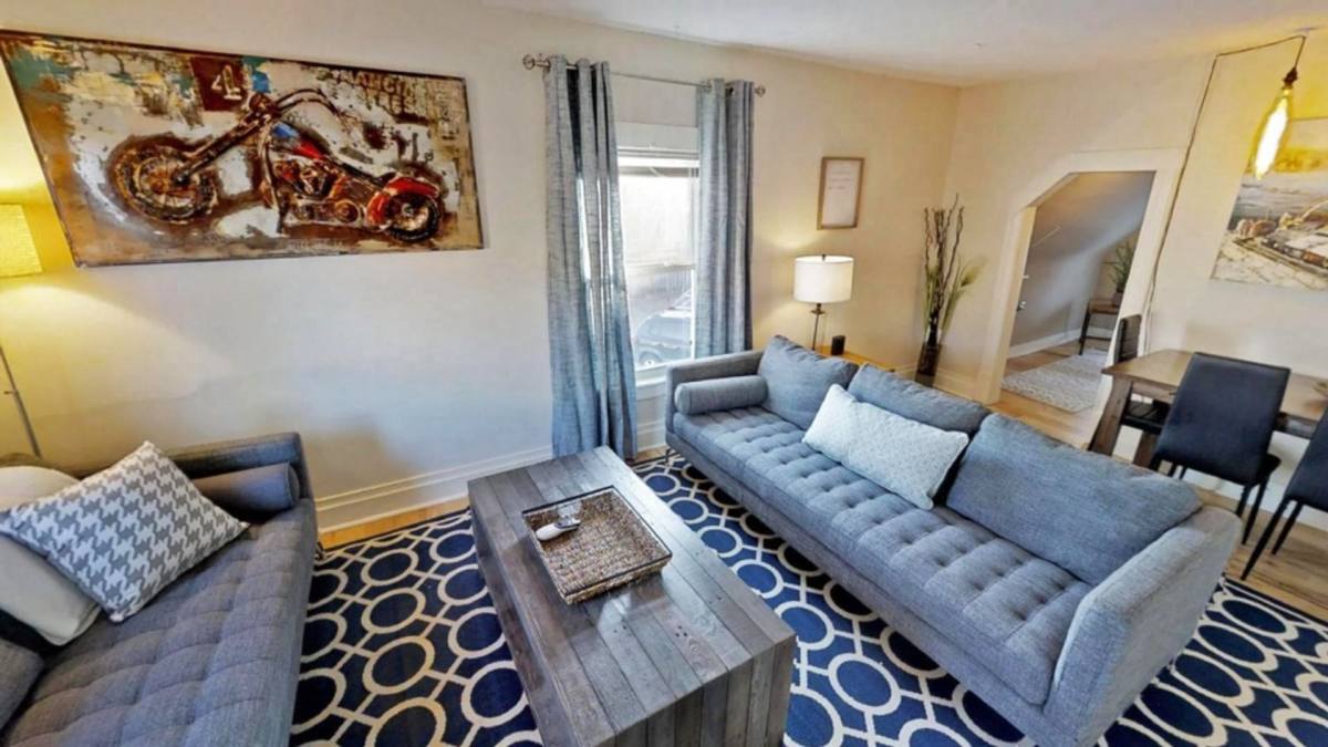 Apartment for rent at 2433 Blaisdell Ave, Minneapolis, MN 55404