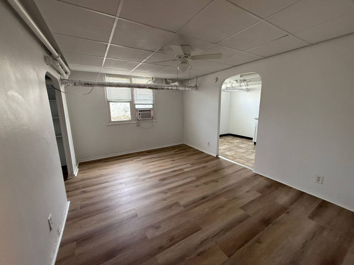 Apartment for rent at 100 S College Ave, Muncie, IN 47303