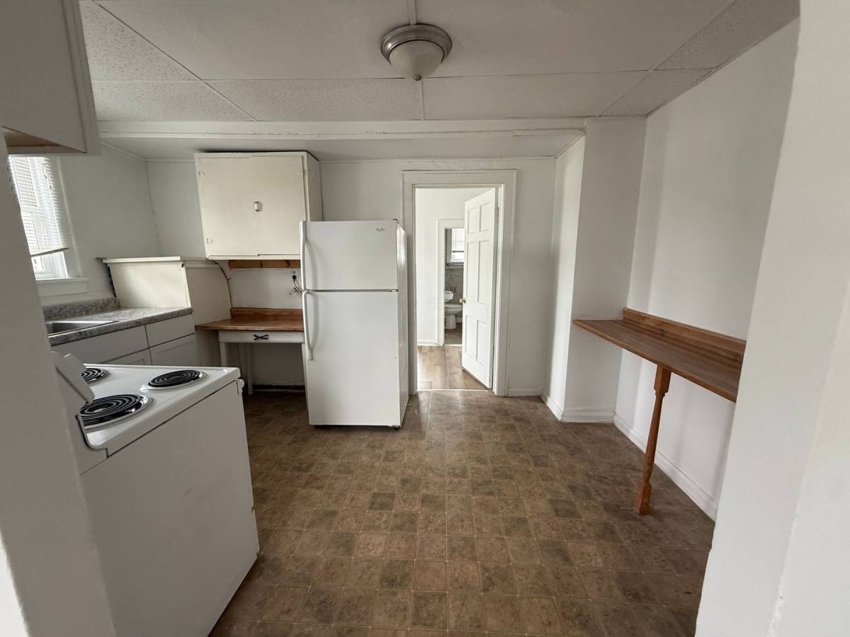 Apartment for rent at 100 S College Ave, Muncie, IN 47303