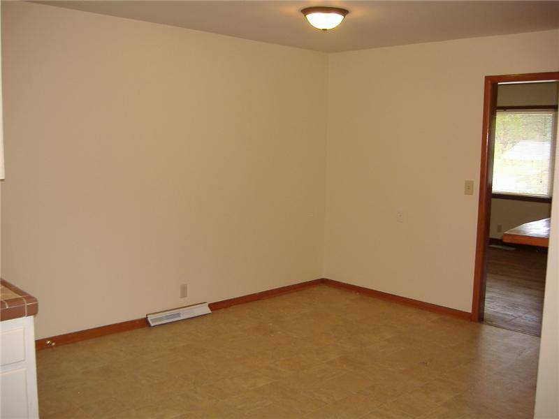 House for rent at 1212 W Pine St, Rogers, AR 72756