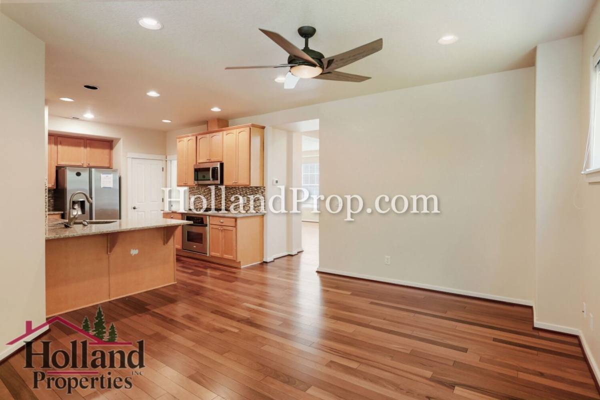 House for rent at 770 NE 72nd Ave, Hillsboro, OR 97124