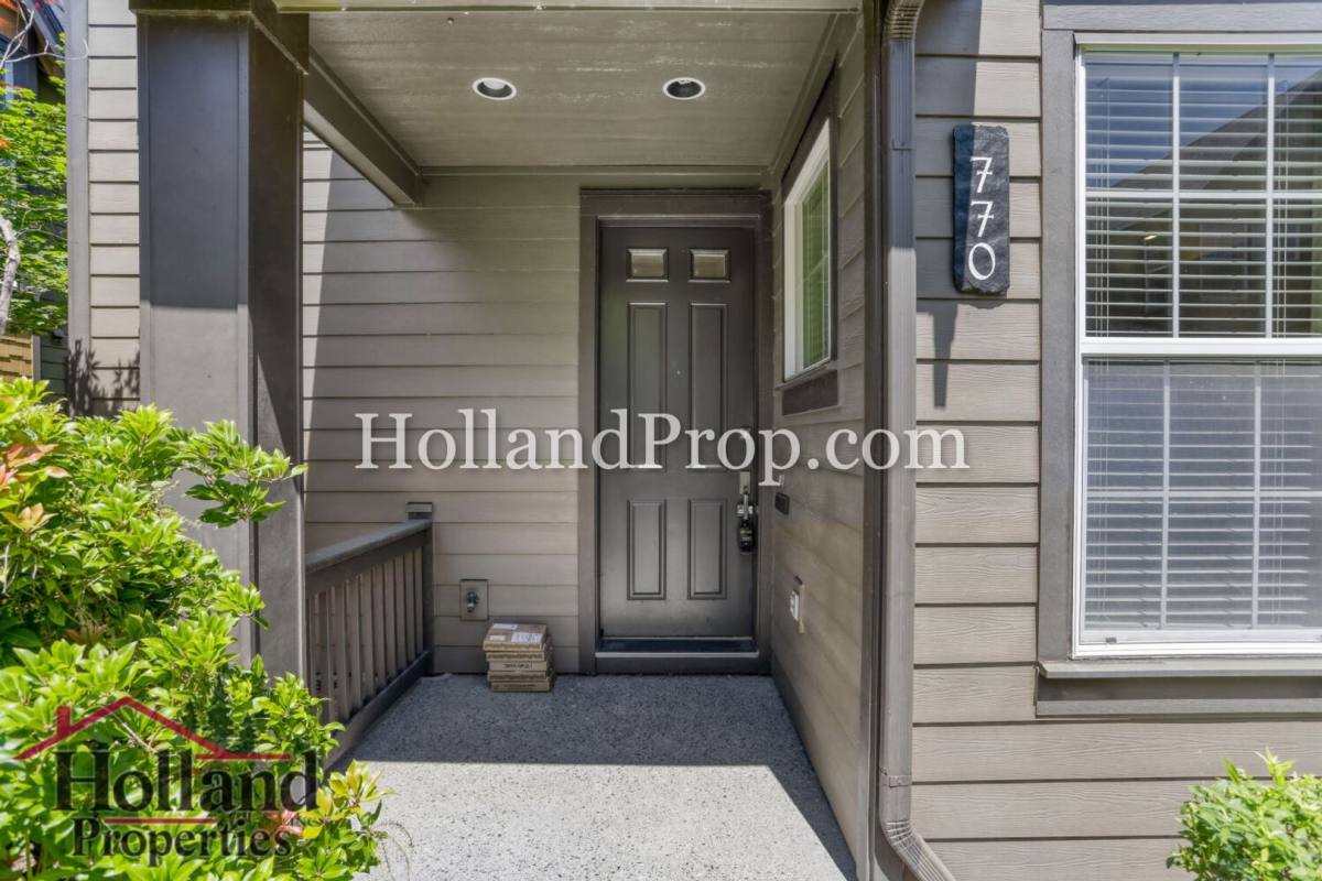 House for rent at 770 NE 72nd Ave, Hillsboro, OR 97124