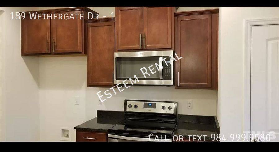 Townhouse for rent at 189 Wethergate Dr #1, Clayton, NC 27527