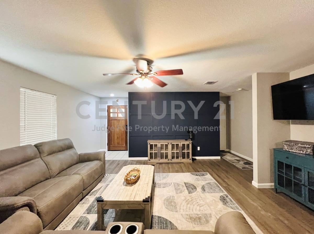 House for rent at 856 Poncho Lane, Flower Mound, TX 75022