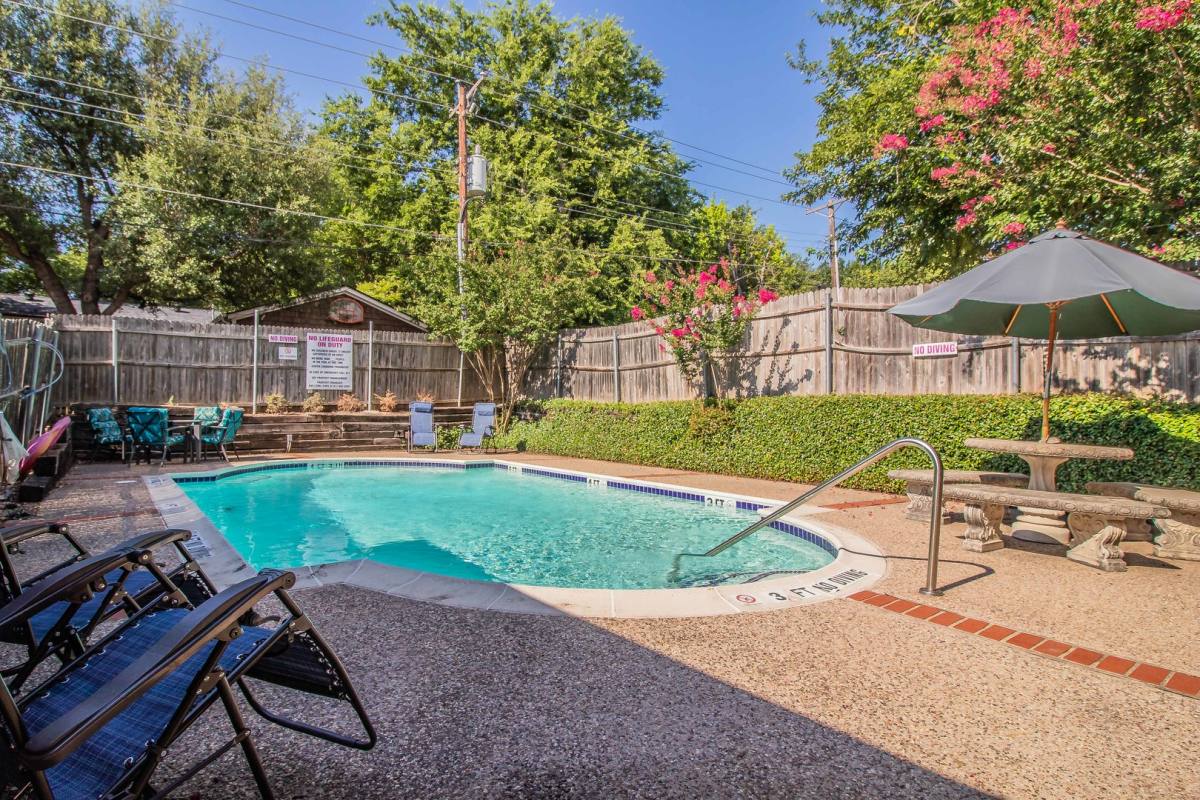 Townhouse for rent at 5007 Birchman Ave, Fort Worth, TX 76107
