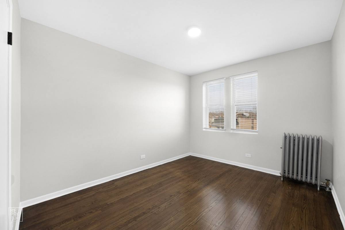 Apartment for rent at 6149 W N Ave, Oak Park, IL 60302