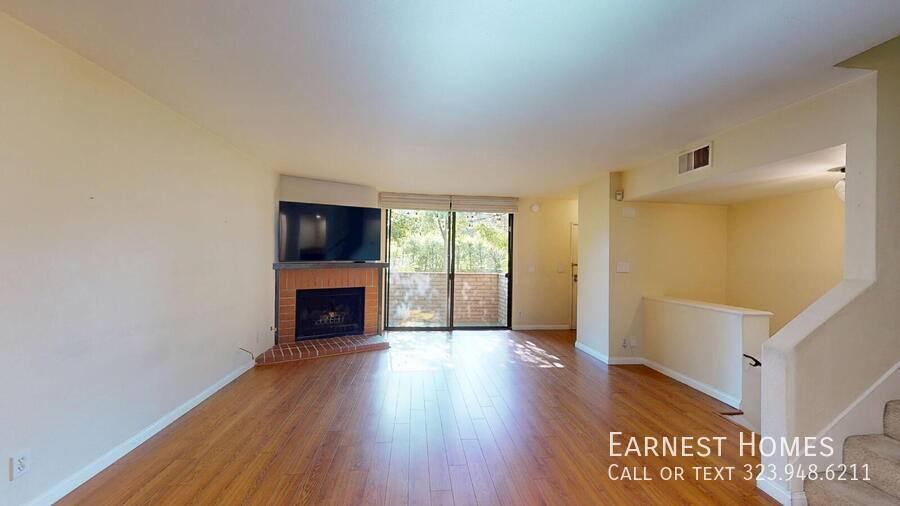Townhouse for rent at 21930 Marylee St #97, Woodland Hills, CA 91367