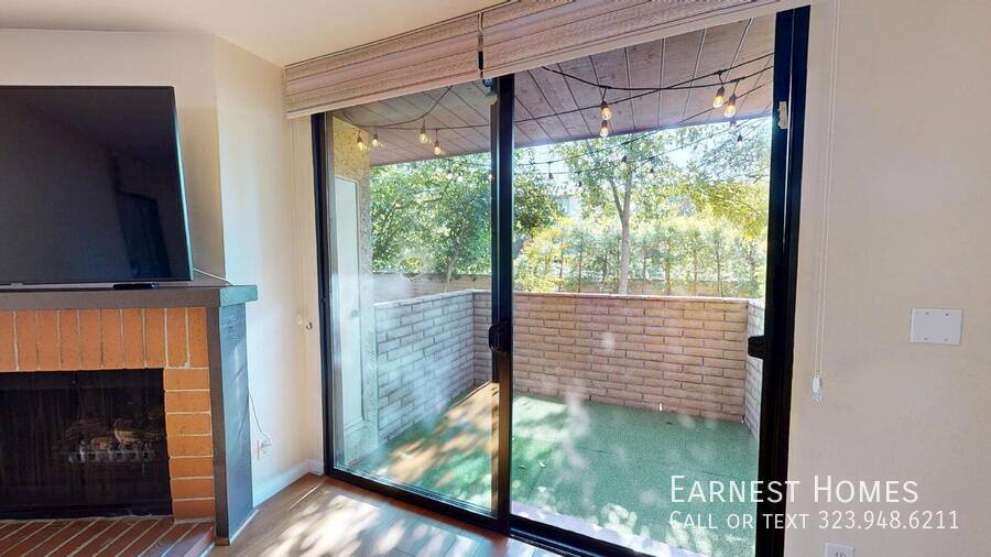 Townhouse for rent at 21930 Marylee St #97, Woodland Hills, CA 91367