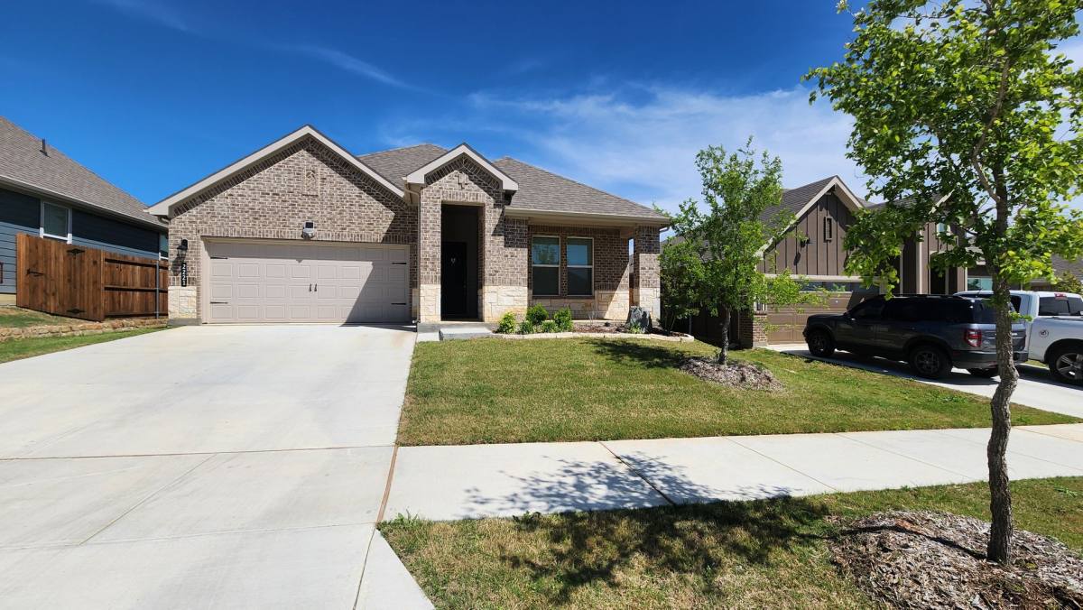 House for rent at 2221 Redwing Dr, Denton, TX 76205