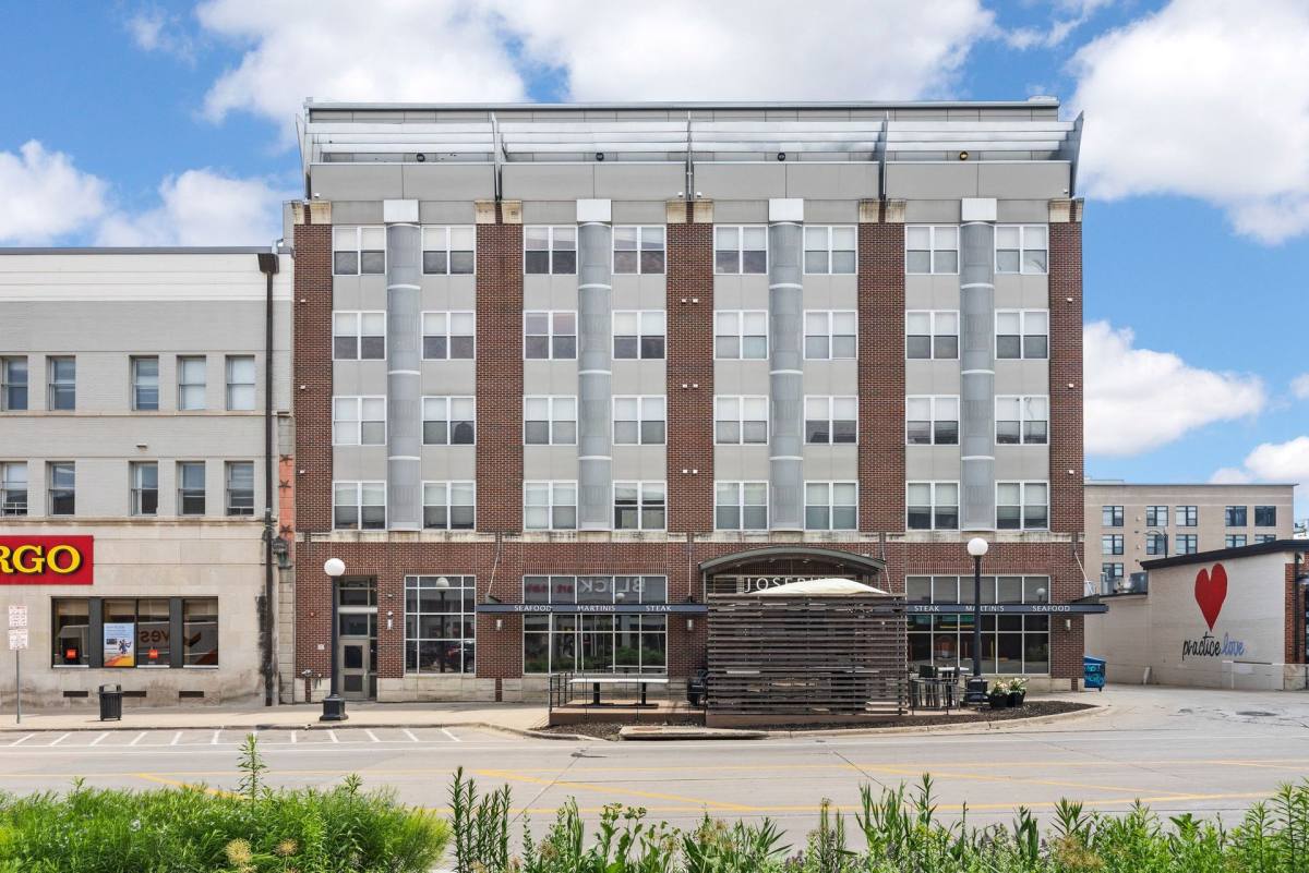Apartment for rent at 210 S Clinton St, Iowa City, IA 52240