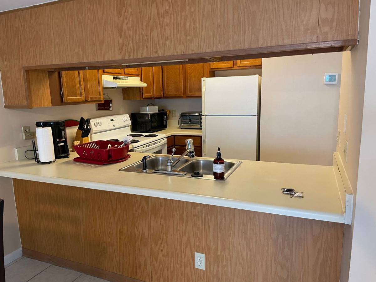 Townhouse for rent at 8126 Surf Dr, Panama City, FL 32408