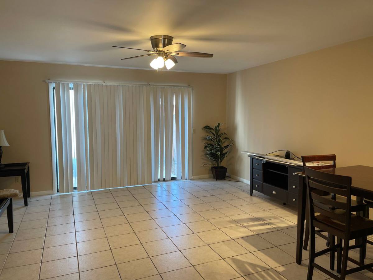 Townhouse for rent at 8126 Surf Dr, Panama City, FL 32408