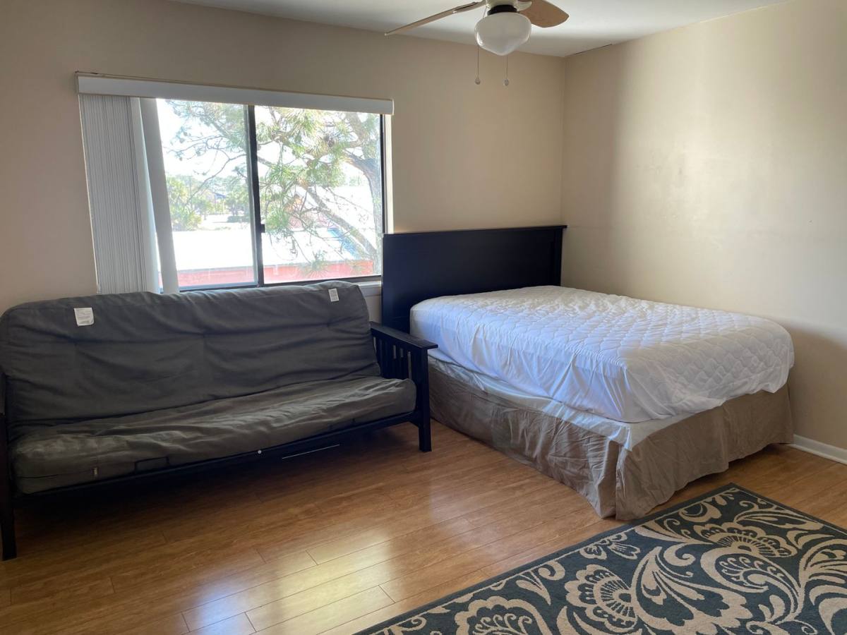 Townhouse for rent at 8126 Surf Dr, Panama City, FL 32408