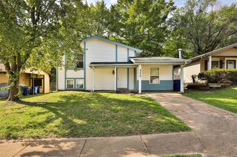 House for rent at 2526 Clovermere Court, Florissant, MO 63031