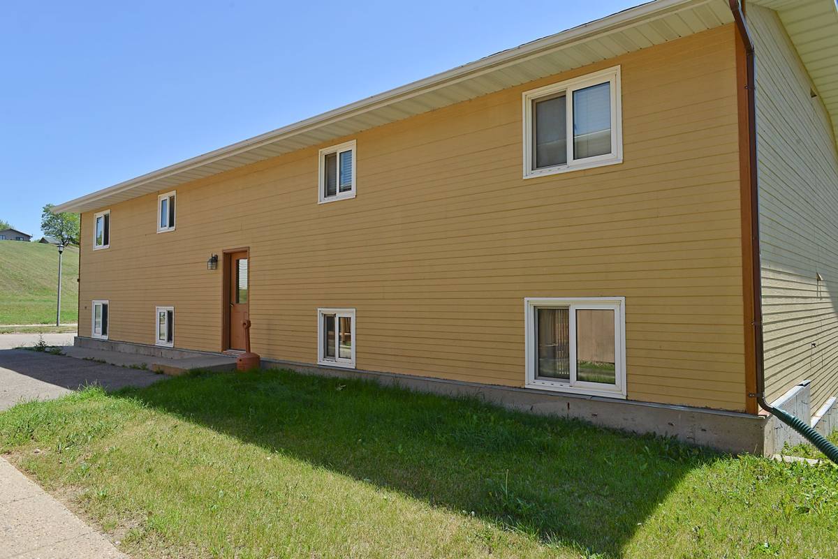 Apartment for rent at 1509 12th St NW, Minot, ND 58703
