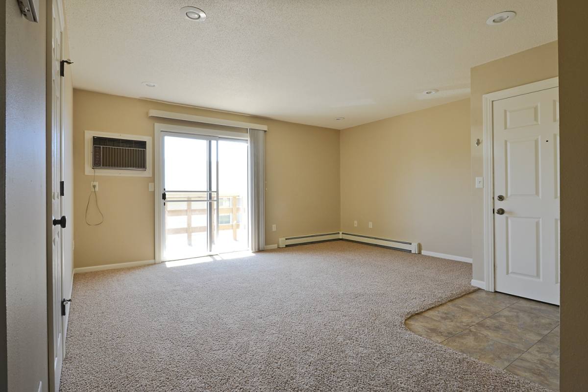 Apartment for rent at 1509 12th St NW, Minot, ND 58703