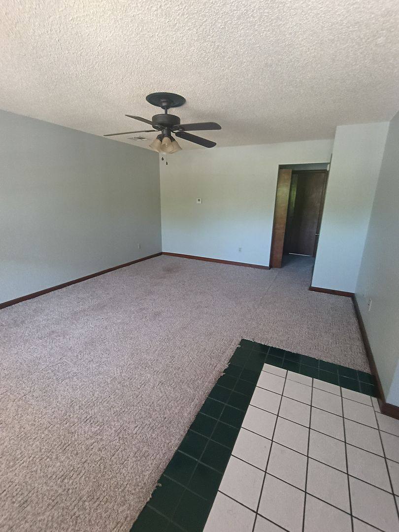 Apartment for rent at 1400 Jacobs, Fort Smith, AR 72908