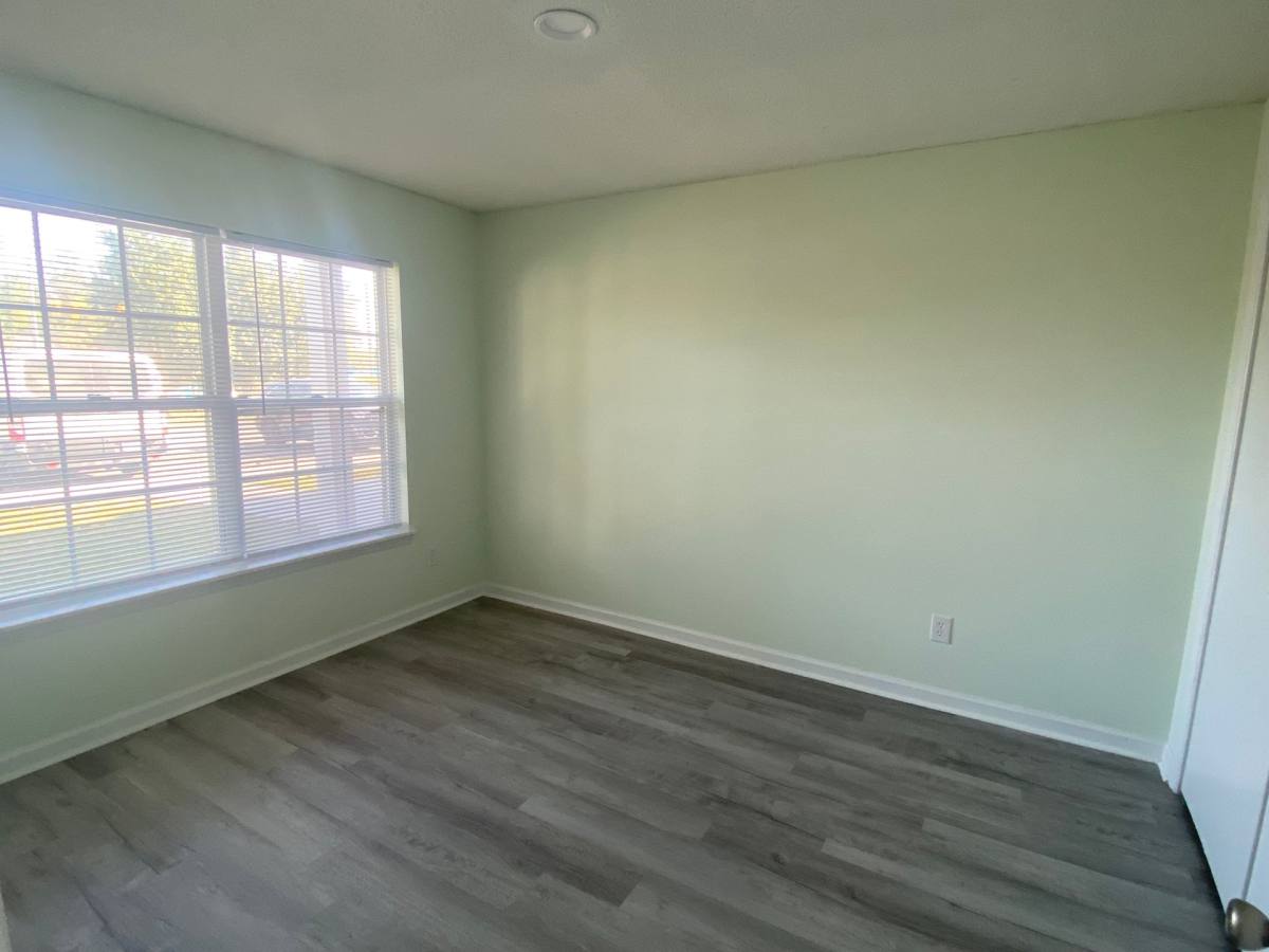 Apartment for rent at 15841 Highway, Hampstead, NC 28443