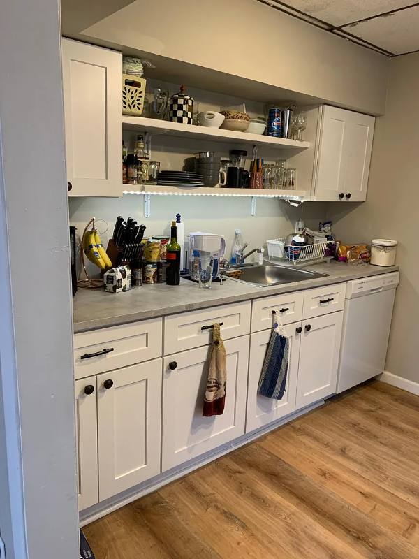 Apartment for rent at 400 Kingsboro St #2, Pittsburgh, PA 15211