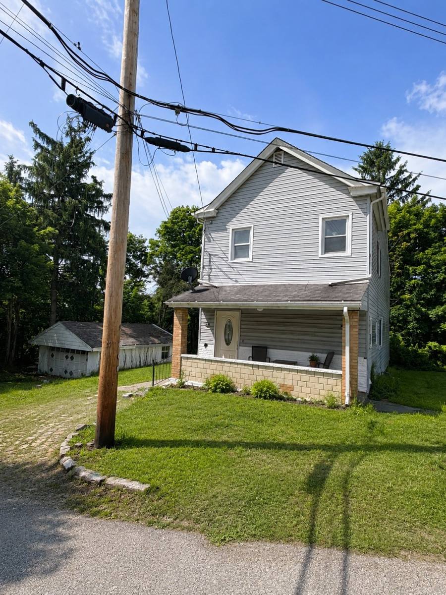 House for rent at 135 Dunn St, McKees Rocks, PA 15136